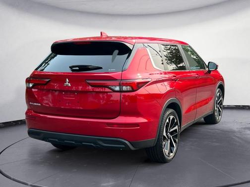 2022 Mitsubishi Outlander ES 2.5 S-AWC