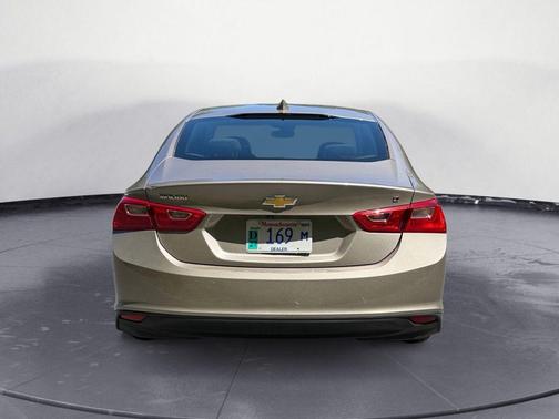 Mineral Gray Metallic 2023 Chevrolet Malibu FWD 1LT