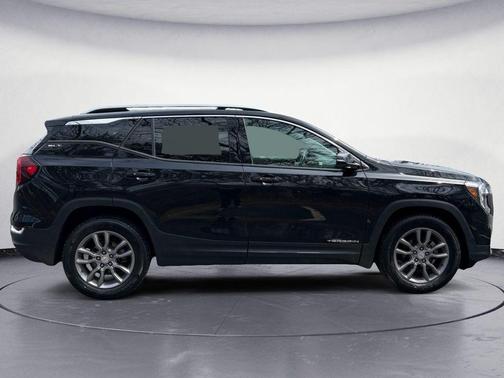 Ebony Twilight Metallic 2024 GMC Terrain SLT