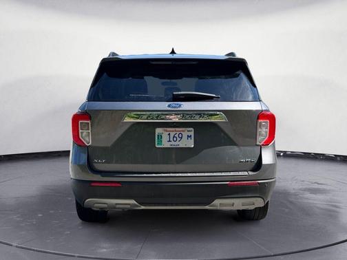 Carbonized Gray Metallic 2021 Ford Explorer XLT