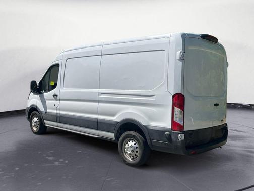 Oxford White 2024 Ford Transit-250 Base