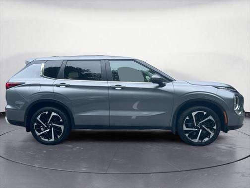 2023 Mitsubishi Outlander SE 2.5 S-AWC