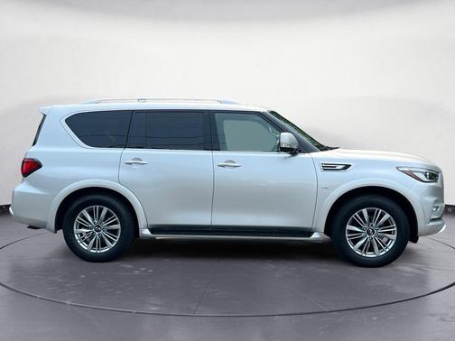 2020 INFINITI QX80 Luxe