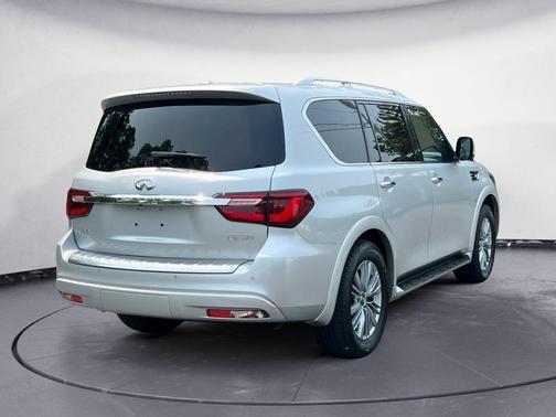 2020 INFINITI QX80 Luxe