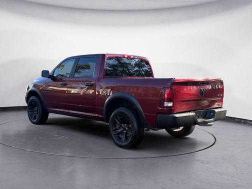 2024 RAM 1500 Classic Warlock Crew Cab 4x4 5'7' Box