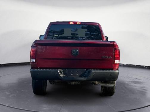 2024 RAM 1500 Classic Warlock Crew Cab 4x4 5'7' Box