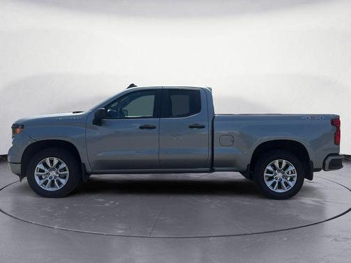 Sterling Gray Metallic 2023 Chevrolet Silverado 1500 Custom