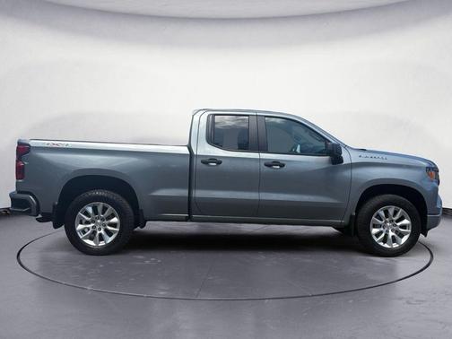 Sterling Gray Metallic 2023 Chevrolet Silverado 1500 Custom