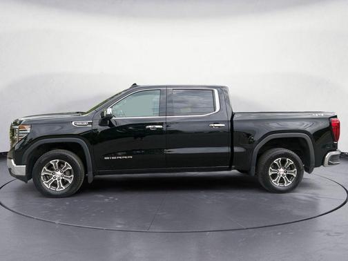 Onyx Black 2025 GMC Sierra 1500 SLT