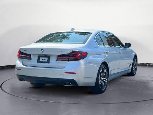 2021 BMW 530 xDrive