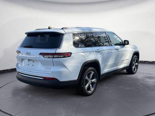 2022 Jeep Grand Cherokee Altitude