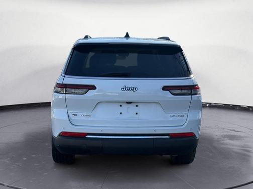 2022 Jeep Grand Cherokee Altitude