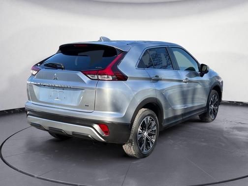 2022 Mitsubishi Eclipse Cross SE