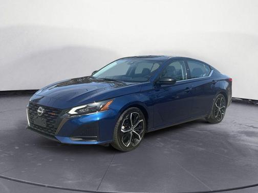 2024 Nissan Altima SR FWD