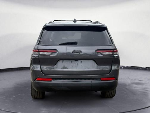 2022 Jeep Grand Cherokee L Altitude