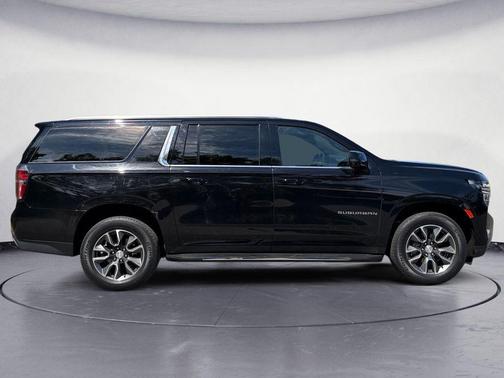 Black 2021 Chevrolet Suburban LT