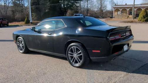 2019 Dodge Challenger SXT