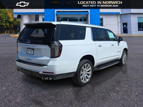 Polar White Tricoat 2026 Chevrolet Suburban Premier