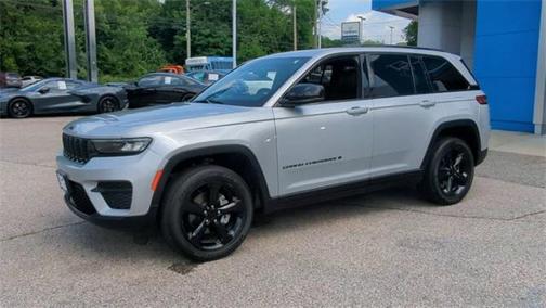 2023 Jeep Grand Cherokee Altitude