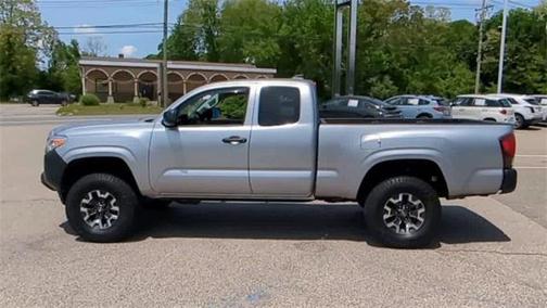 2022 Toyota Tacoma SR