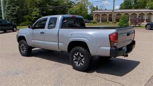 2022 Toyota Tacoma SR