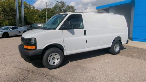 2025 Chevrolet Express 2500 RWD 2500 Regular Wheelbase WT