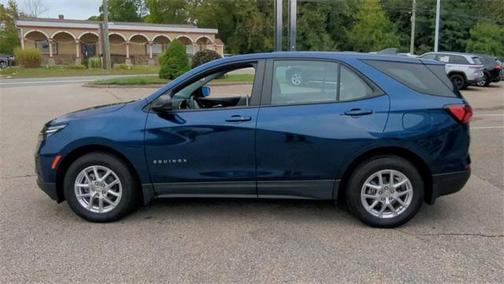 2022 Chevrolet Equinox LS