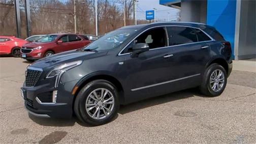 2022 Cadillac XT5 Premium Luxury