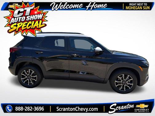 Mosaic Black Metallic 2026 Chevrolet Trailblazer ACTIV