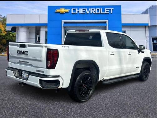 2022 GMC Sierra 1500 Elevation