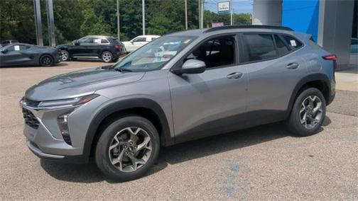 2025 Chevrolet Trax LT