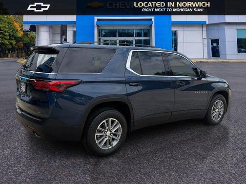 Northsky Blue Metallic 2022 Chevrolet Traverse LT Cloth
