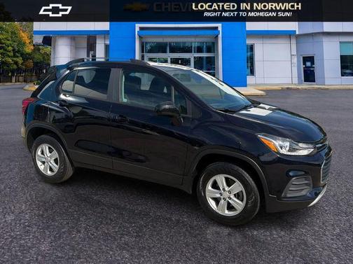 Midnight Blue Metallic 2022 Chevrolet Trax LT