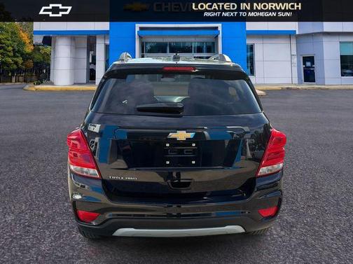 Midnight Blue Metallic 2022 Chevrolet Trax LT