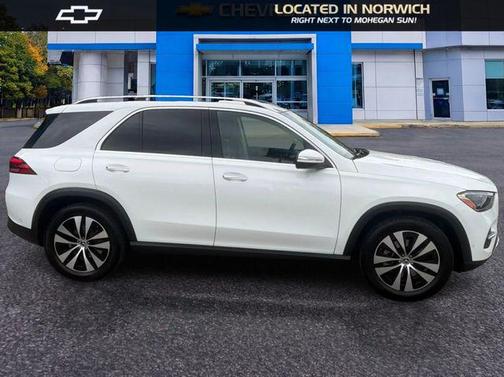 White 2025 Mercedes-Benz GLE 350 4MATIC
