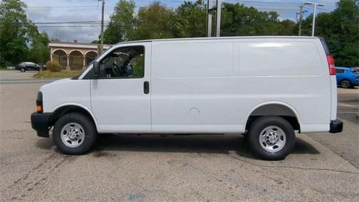 2025 Chevrolet Express 2500 RWD 2500 Regular Wheelbase WT