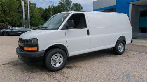 2025 Chevrolet Express 2500 RWD 2500 Regular Wheelbase WT