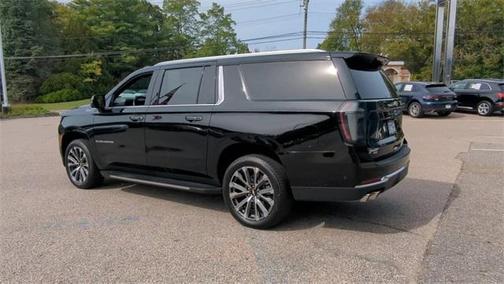 2025 Chevrolet Suburban 4WD High Country