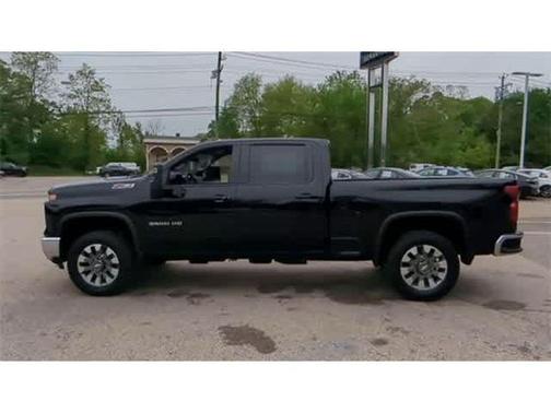 Black 2025 Chevrolet Silverado 2500 LT