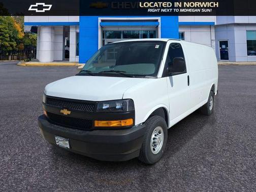 Summit White 2026 Chevrolet Express 2500 Work Van