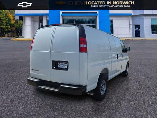Summit White 2026 Chevrolet Express 2500 Work Van