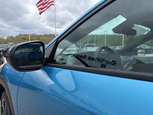 Marina Blue Metallic 2026 Chevrolet Trax FWD 2RS