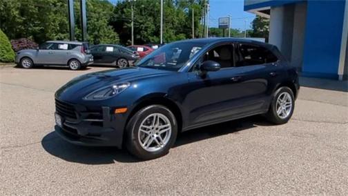 2021 Porsche Macan Base