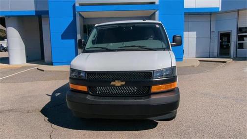 2025 Chevrolet Express 2500 RWD 2500 Regular Wheelbase WT