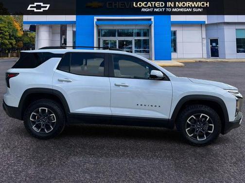 Polar White Tricoat 2026 Chevrolet Equinox FWD ACTIV