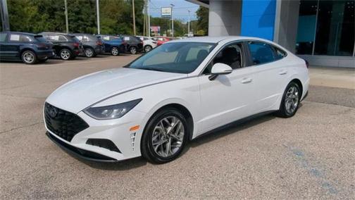 2023 Hyundai SONATA SEL