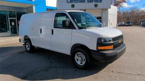 2025 Chevrolet Express 2500 RWD 2500 Regular Wheelbase WT