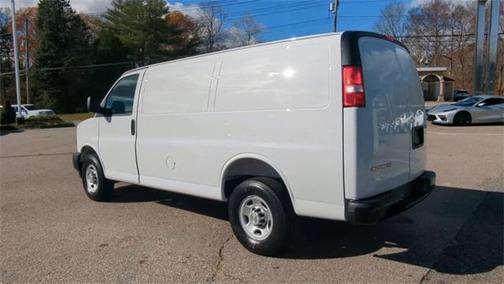 2025 Chevrolet Express 2500 RWD 2500 Regular Wheelbase WT