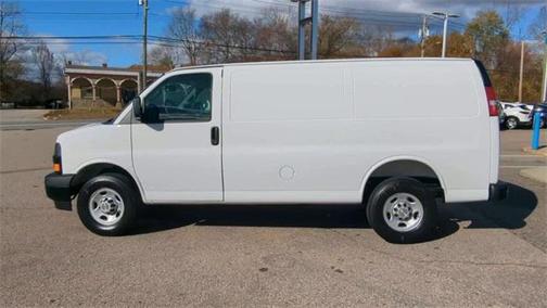 2025 Chevrolet Express 2500 RWD 2500 Regular Wheelbase WT