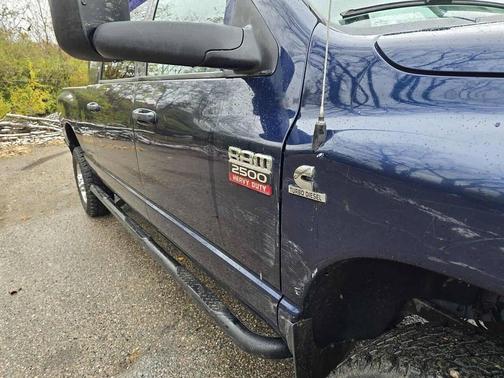 2009 Dodge Ram 2500 SLT Mega Cab